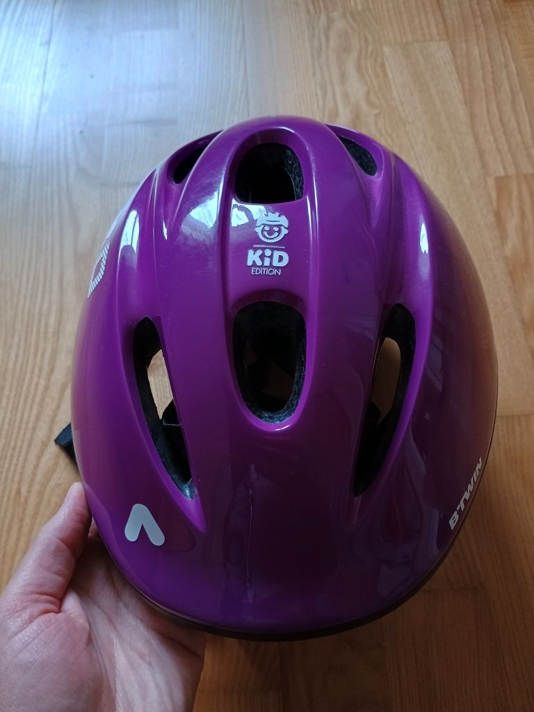 Kask rowerowy dziecięcy BTWIN, r. 52-56 cm.