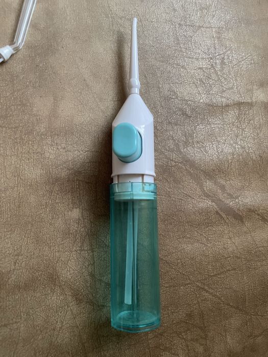 Іригатор для зубів б/у