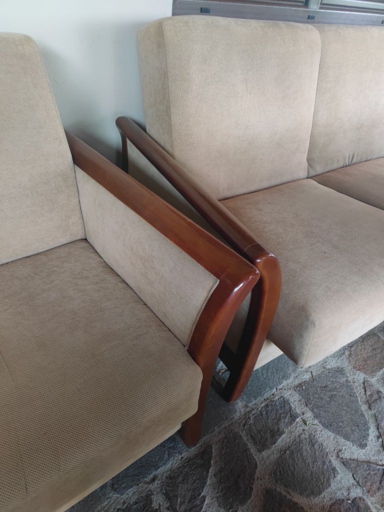 Zestaw wypoczynkowy  sofa + 2 fotele