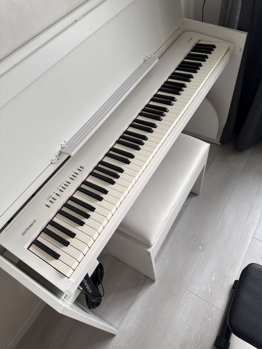 Roland fp 30 цифрове піаніно