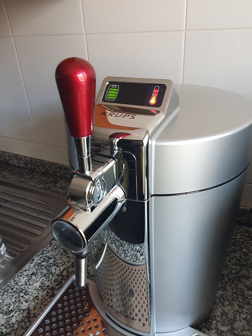 Maquina de cerveja krups Beertender