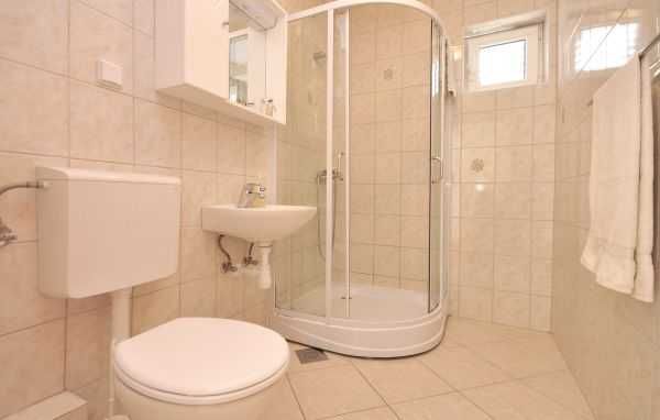 Chorwacja, wrzesień, Omis-Mimice, apartament dla 5 osób, z basenem
