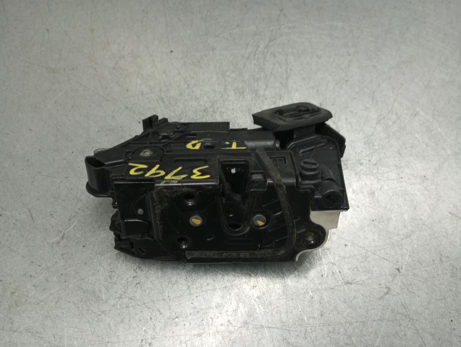 Fechadura / fecho porta trás direito VOLKSWAGEN Polo (6R, 6C)