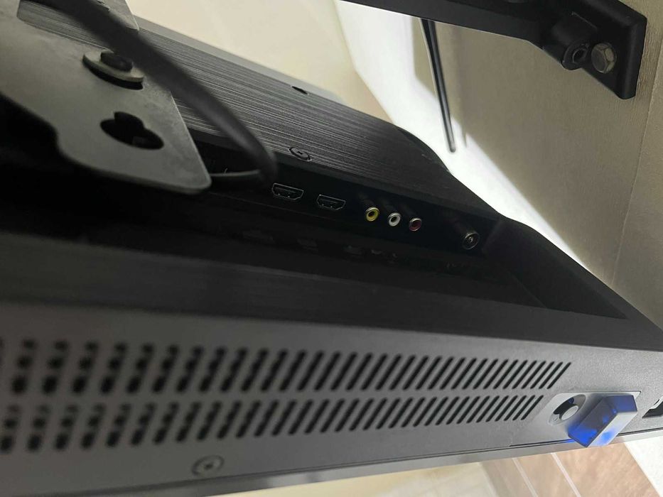 Телевізор KIVI 40F710KB