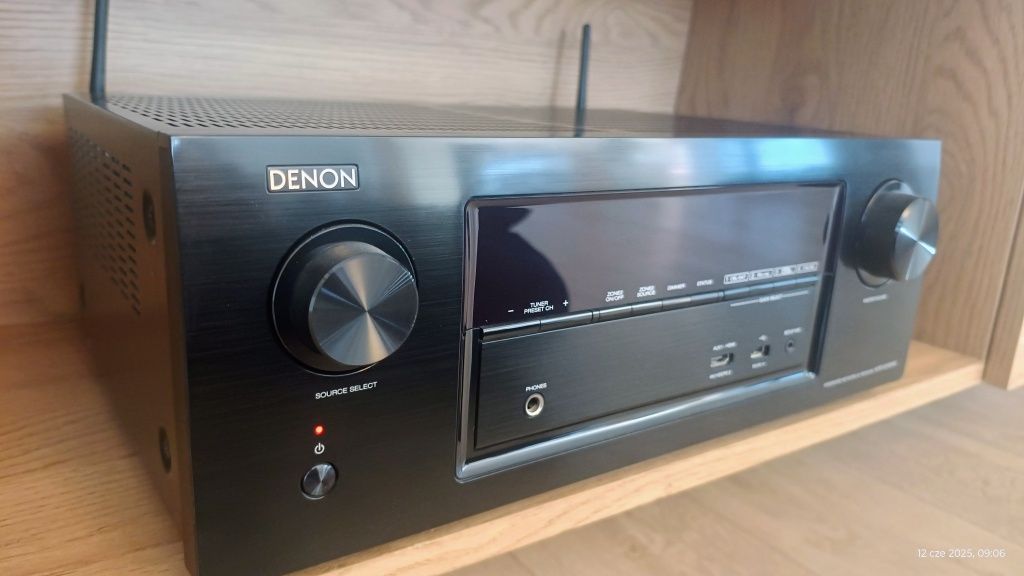 Wzmacniacz Denon AVR-X2300W