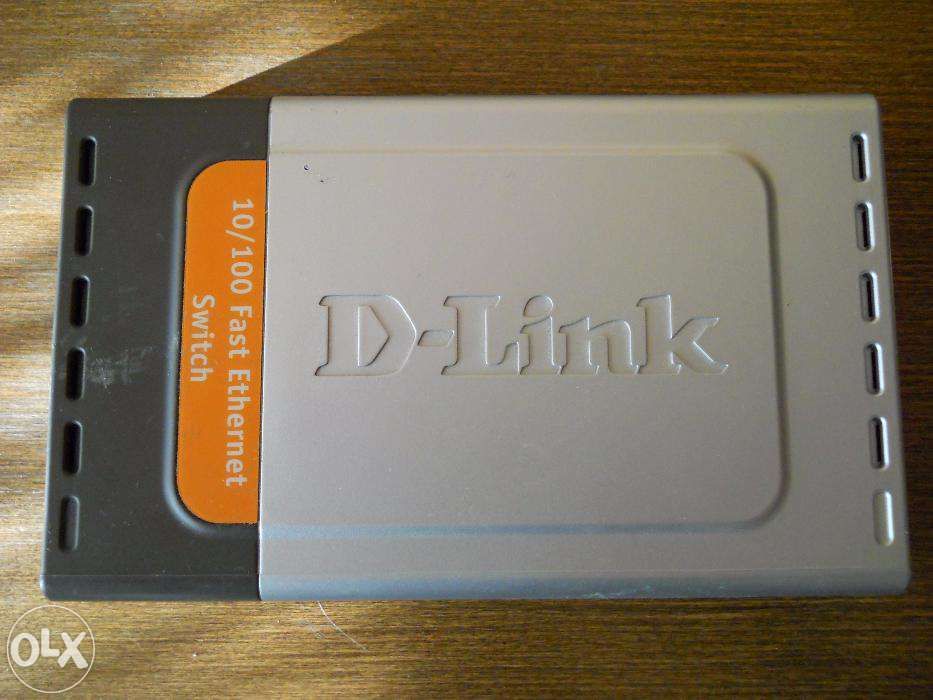 Коммутатор D-Link DES-1008D