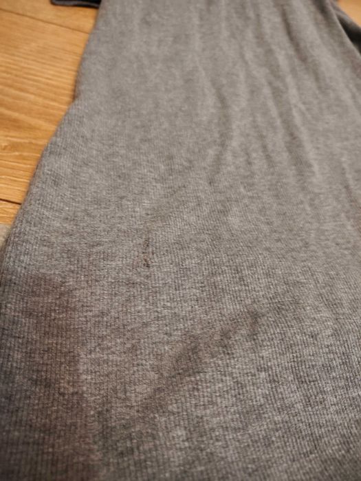 Sukienka dzianinowa Guess