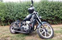 motocykl Kawasaki chopper bobber