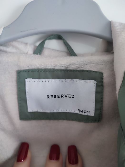 Kurtka przejściówka z kapturem na jesień
