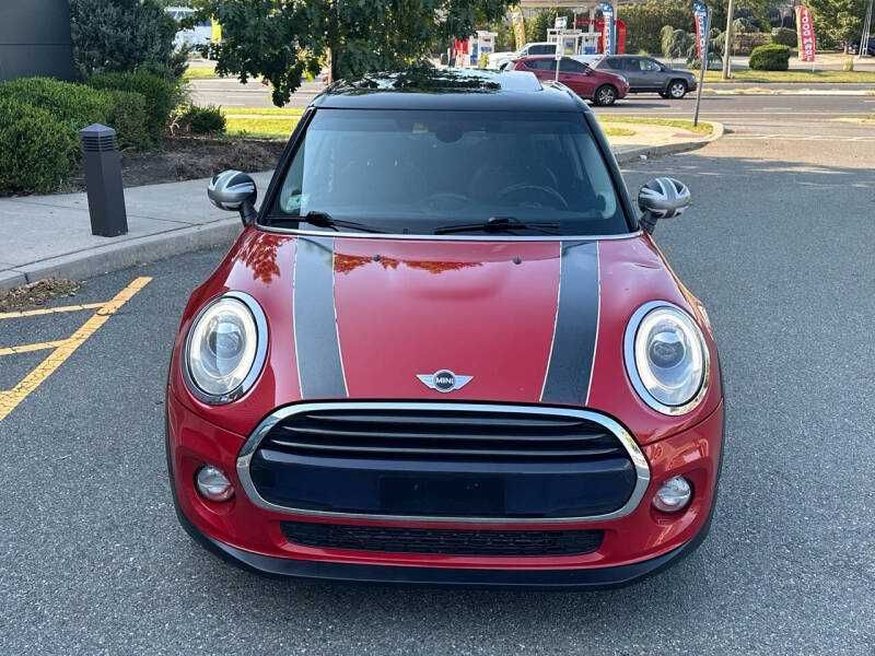 2017 MINI Cooper 4 Door