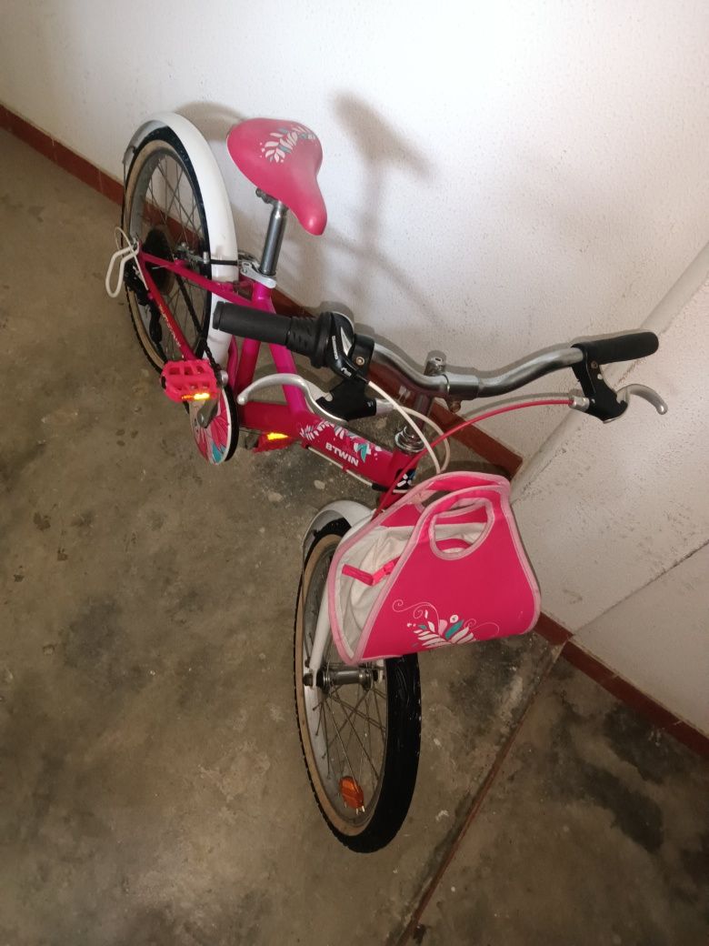 Bicicleta roda 20 60€ fim de semana para menina em excelente estado