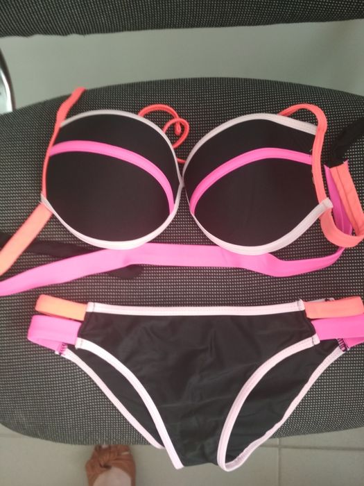 Купальники Н&М та F&F