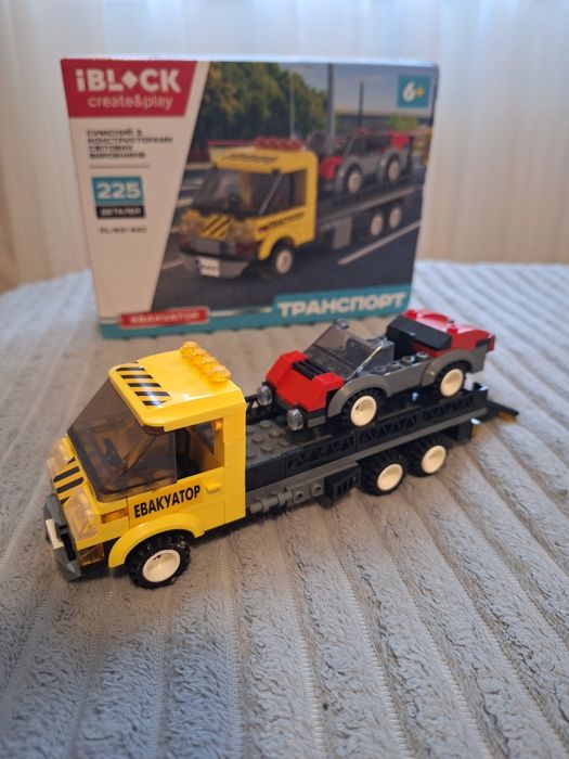 Duży zestaw klocków typu lego technika budowlana dźwig samochód laweta