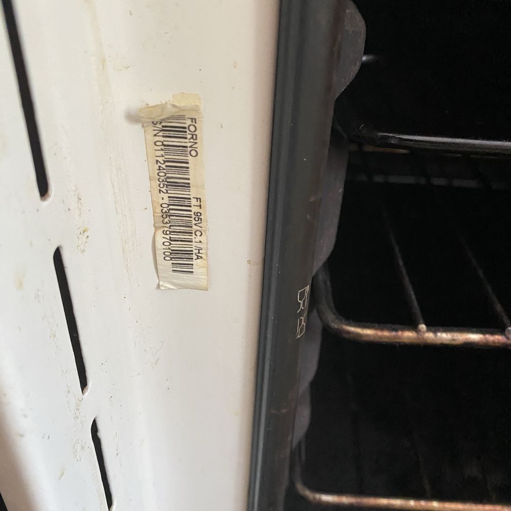 Płyta gazowa Hotpoint-Ariston PH 640MST Piekarnik FT 95V kuchenka