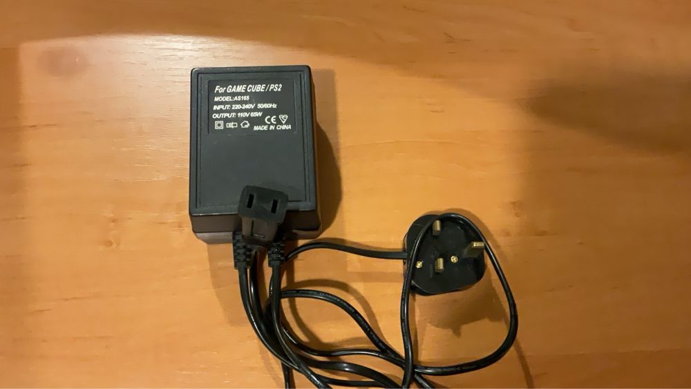Перетворювач 220  110 V (65w)