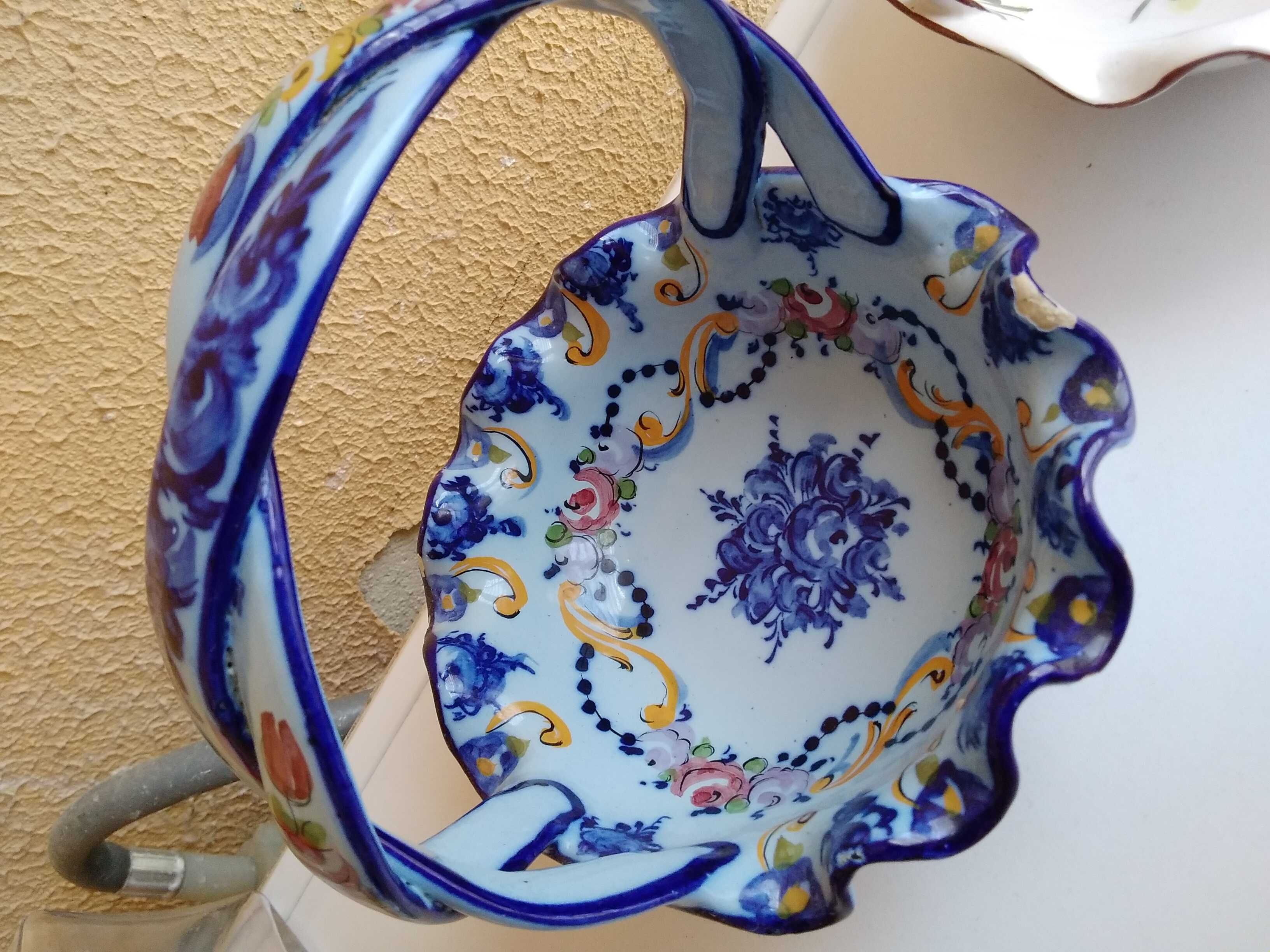Duas cestas em cerâmica 5€