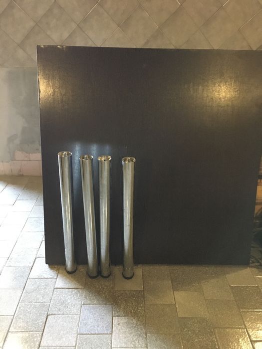 Стол большой для кухни или столовой