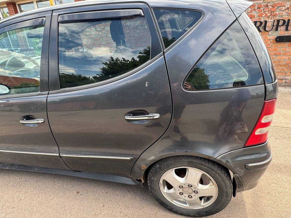 Продаю Mercedes-Benz A-Class 2001 року