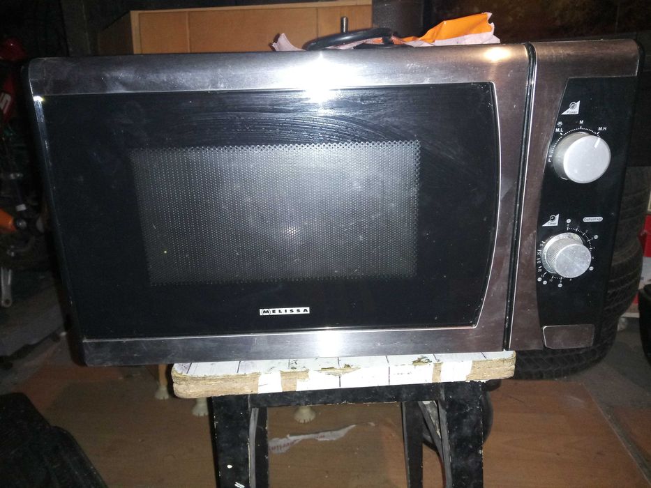 Kuchenka mikrofalowa melissa