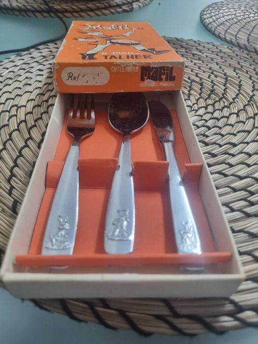 Vintage Conjunto de colheres infantil Mafil Guimarães portugal