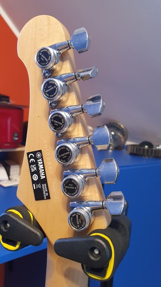 Yamaha Pacyfica Standard Plus SPB RF