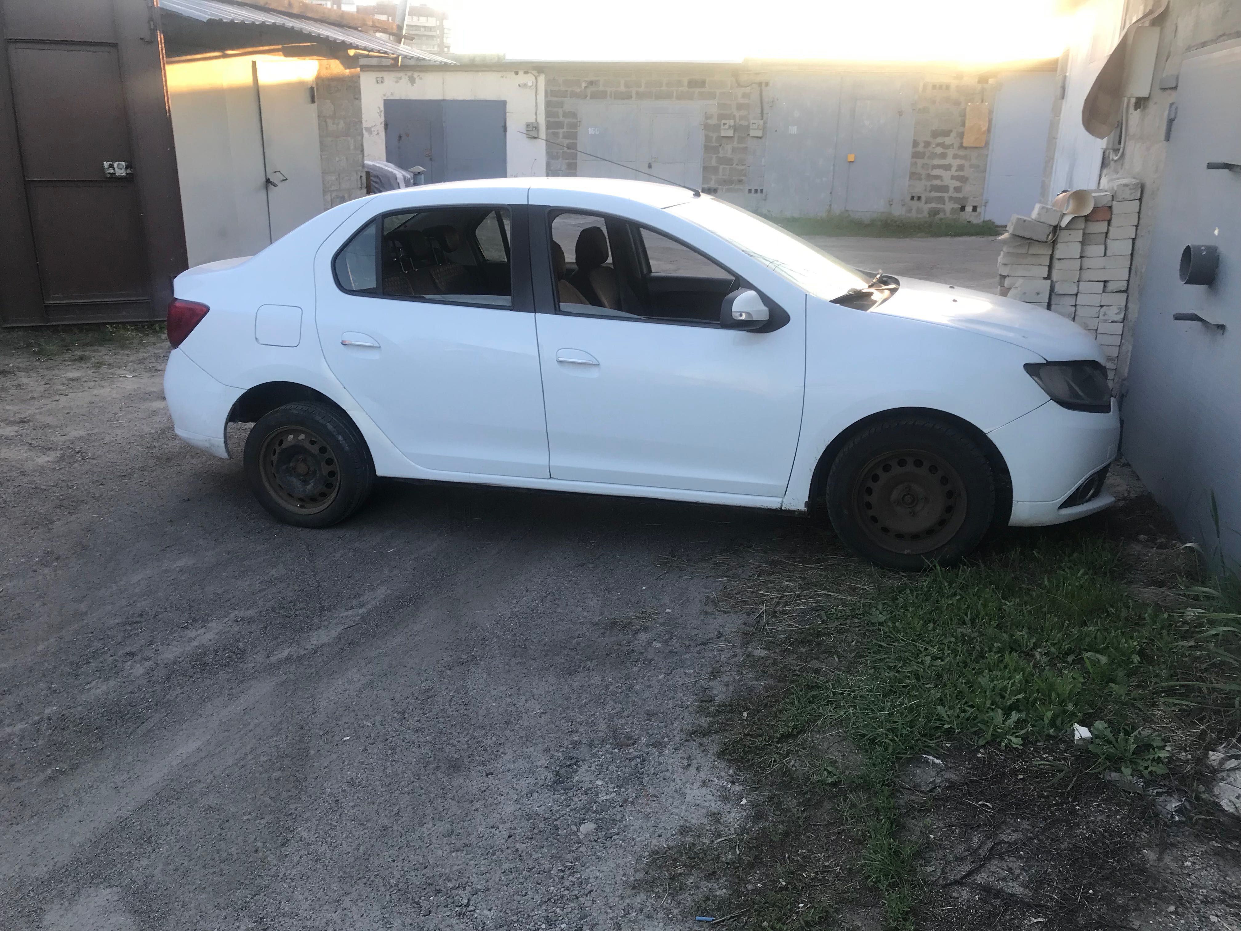 Renault Logan  2