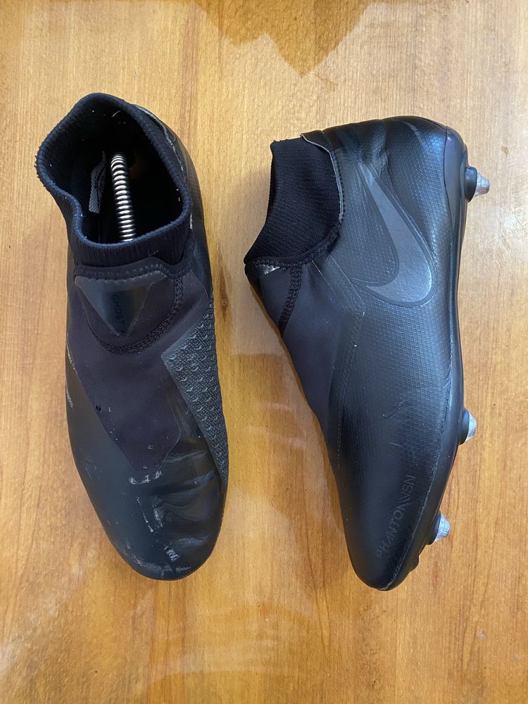 Футбольные бутсы Nike Phantom VSN