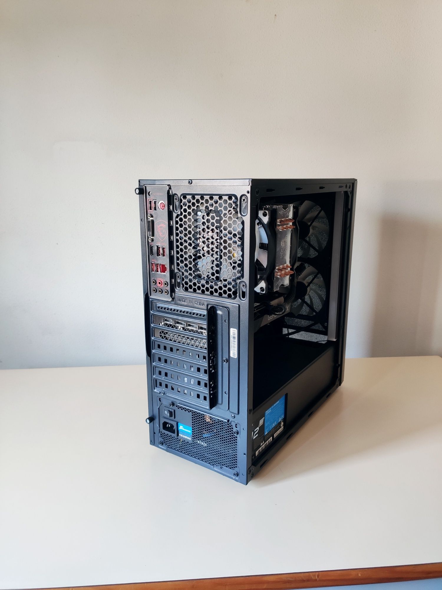 R5 3600, rtx 3060 12gb, 24gb RAM, ssd500gb