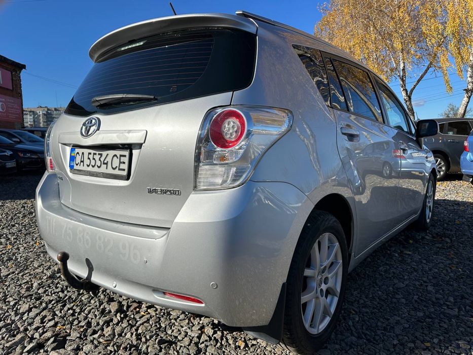 Продам Toyota Verso