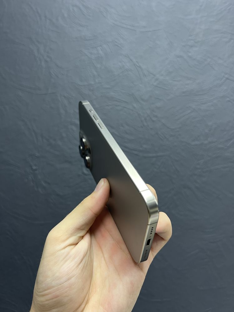 iPhone 15 Pro Max 256Gb Natural Titanium Unlock в Ідеальнлму стані