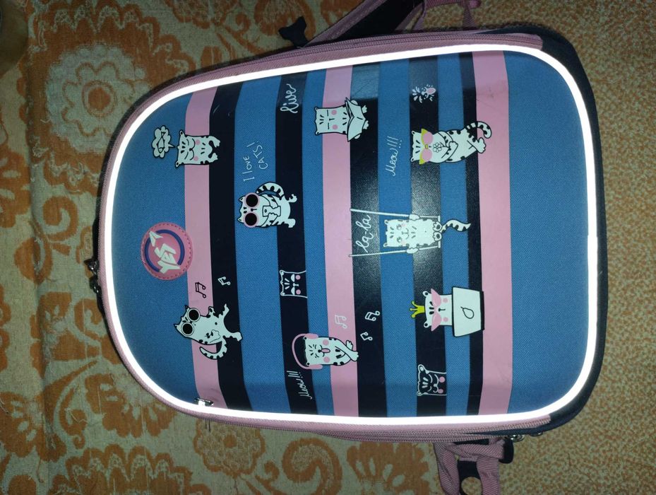 Рюкзак каркасний для дівчинки фірми YES