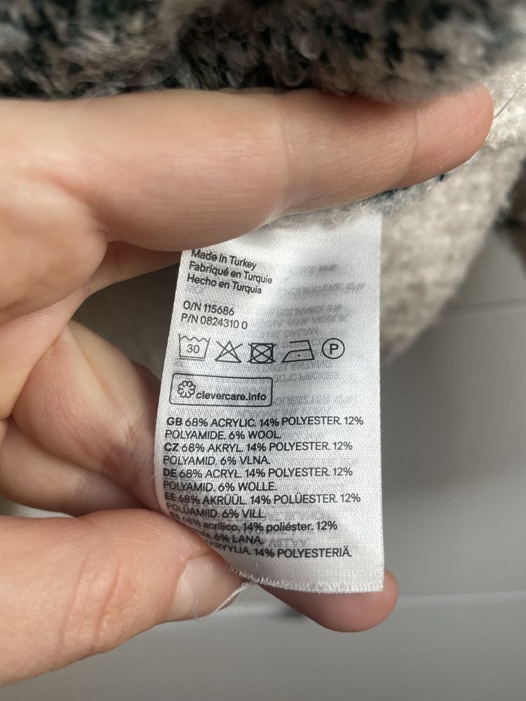 Arcyciepły i miły miękki wełniany sweter 36/38 bdb