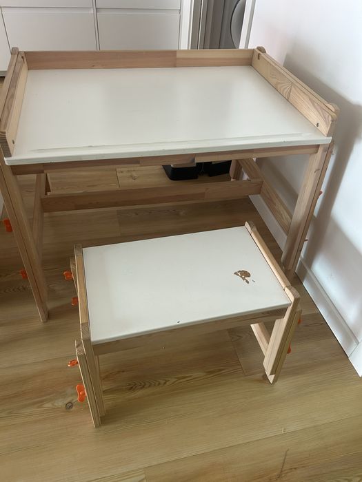 FLISAT IKEA secretaria e banco de criança