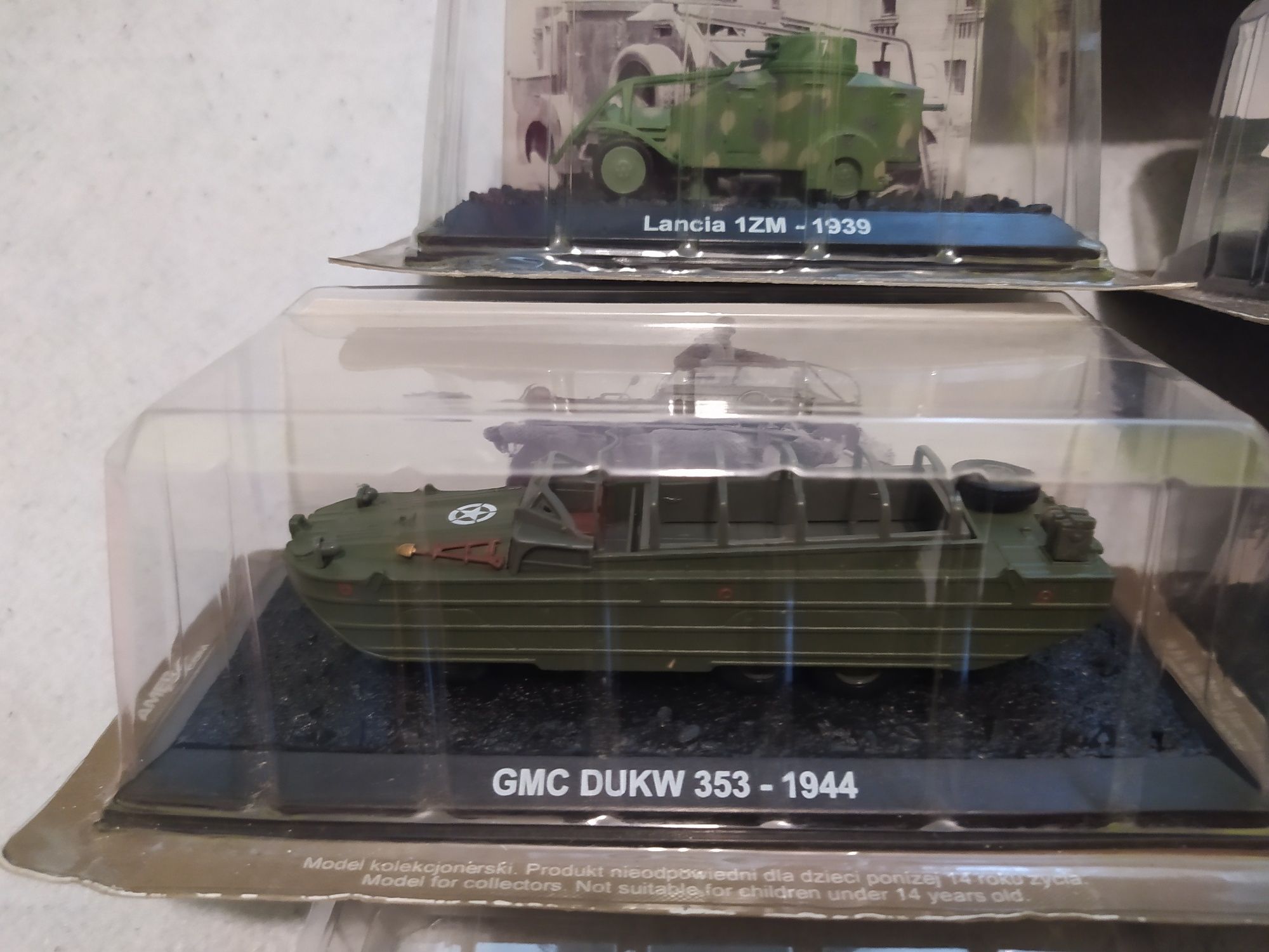 Колекційні масштабні моделі танків в маштабі 1:72