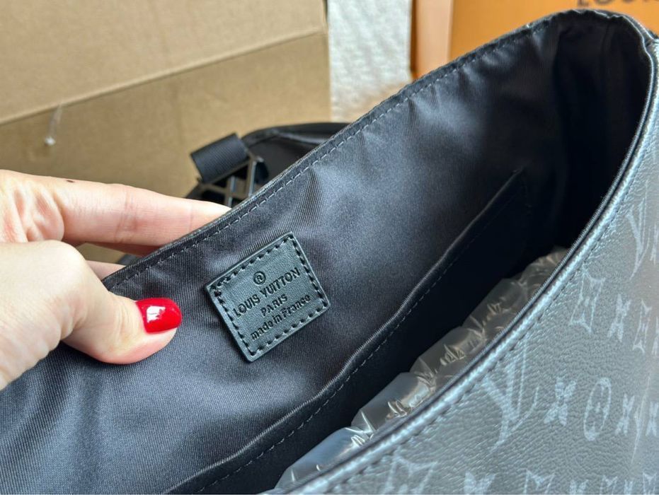 Мужская сумка  Мессенджер Louis Vuitton Voyager PM чоловіча сумка луі