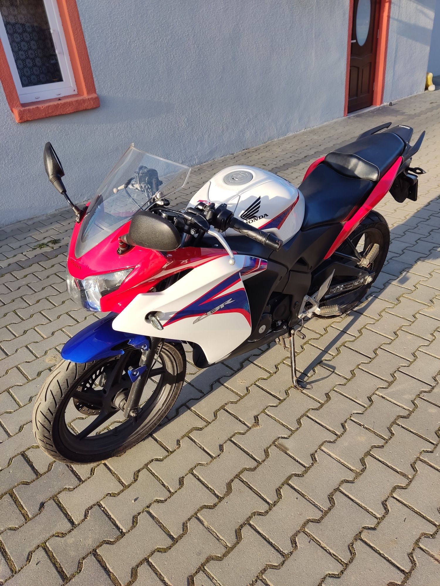 Sprzedam motor Honda CBR 125R