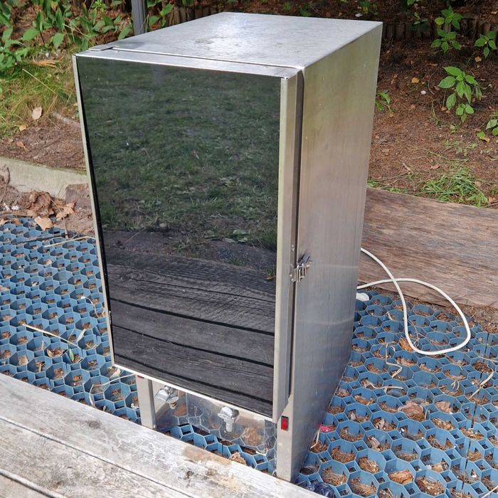 Lodówka chłodziarka na wino napoje