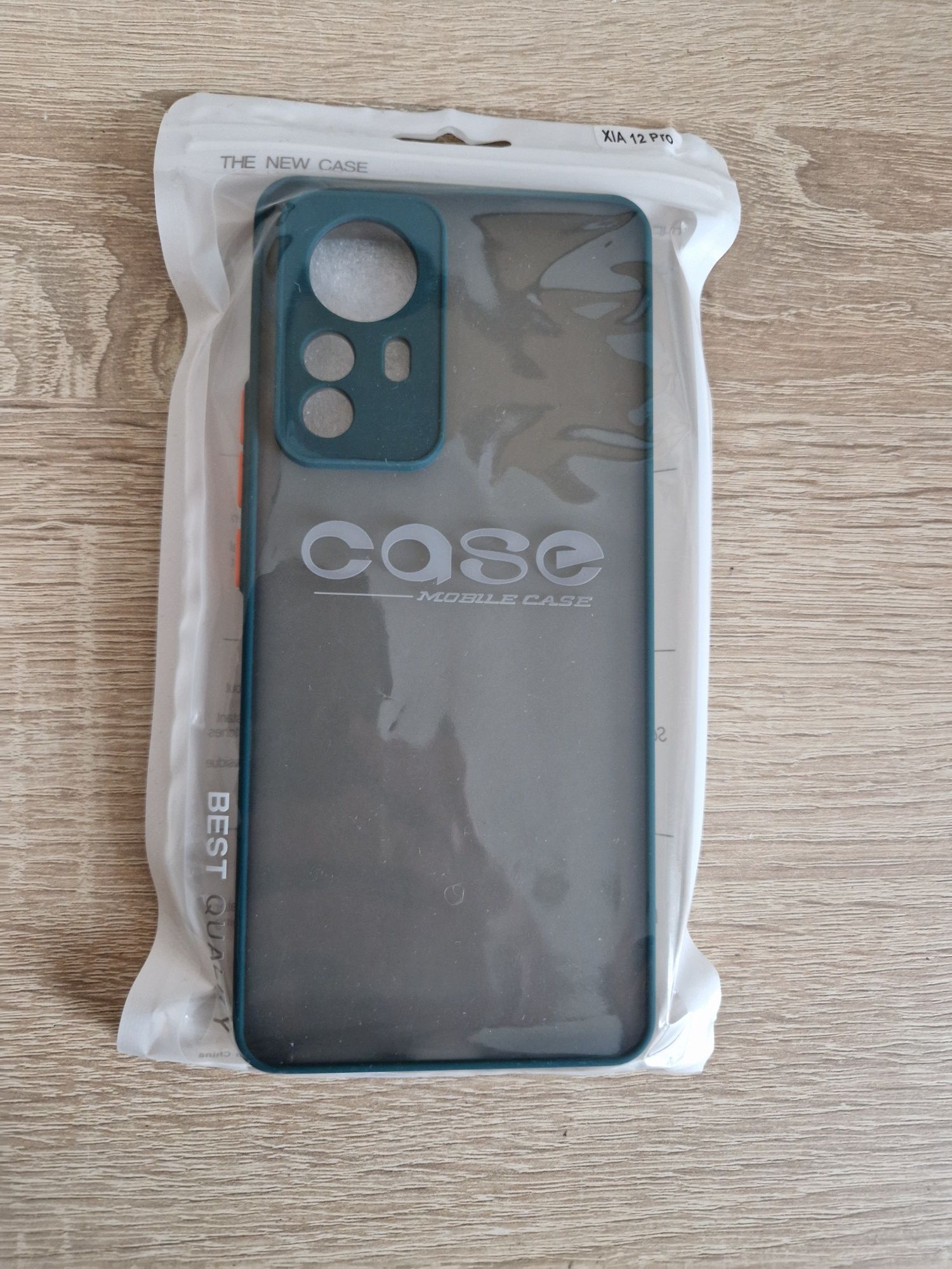 Etui Vennus Color Button Bumper do Xiaomi 12 Pro Zielony