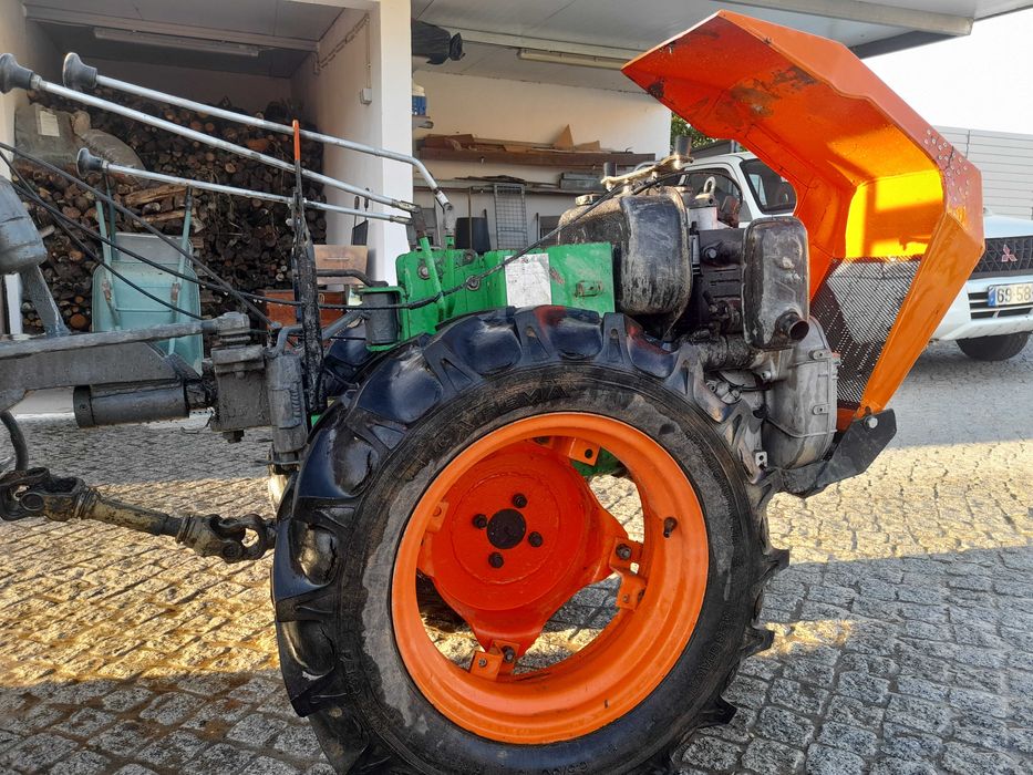 Trator/ motocultivador 14 CV
