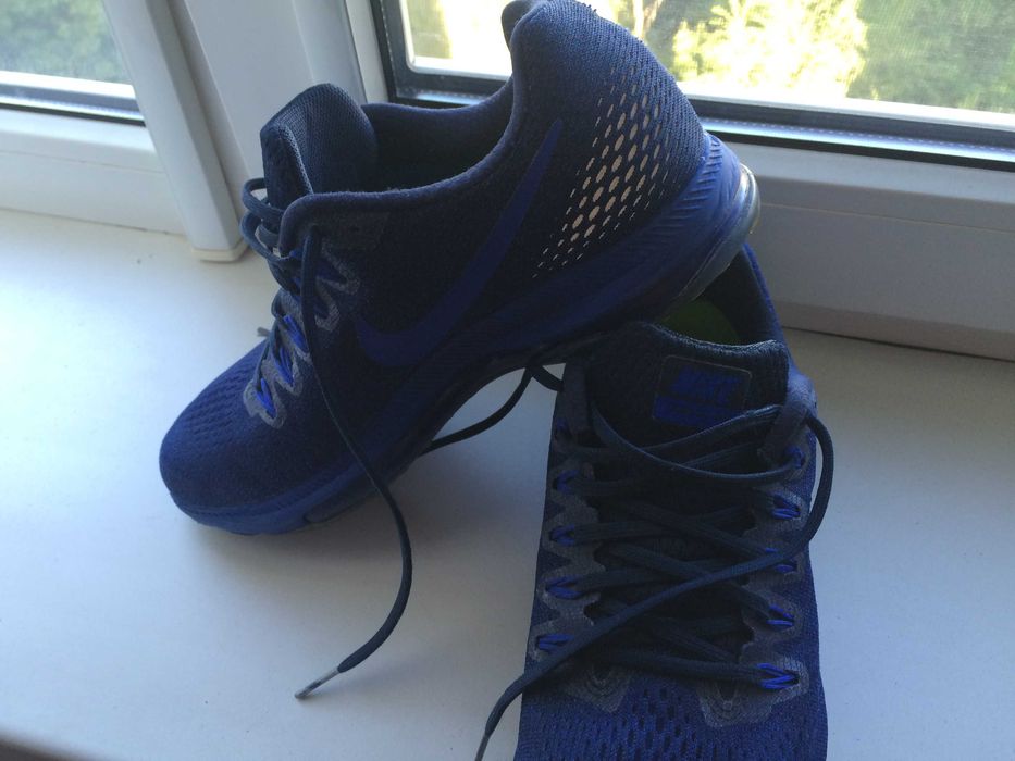 Кроссовки NIKE  ZOOM ALL в отличном состоянии р-р 40