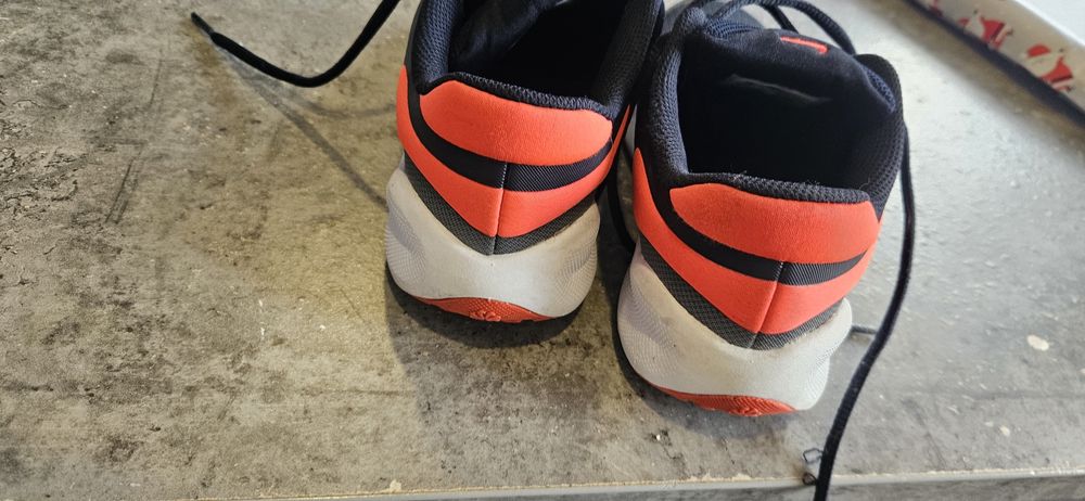 Sapatilhas usadas tamanho 35