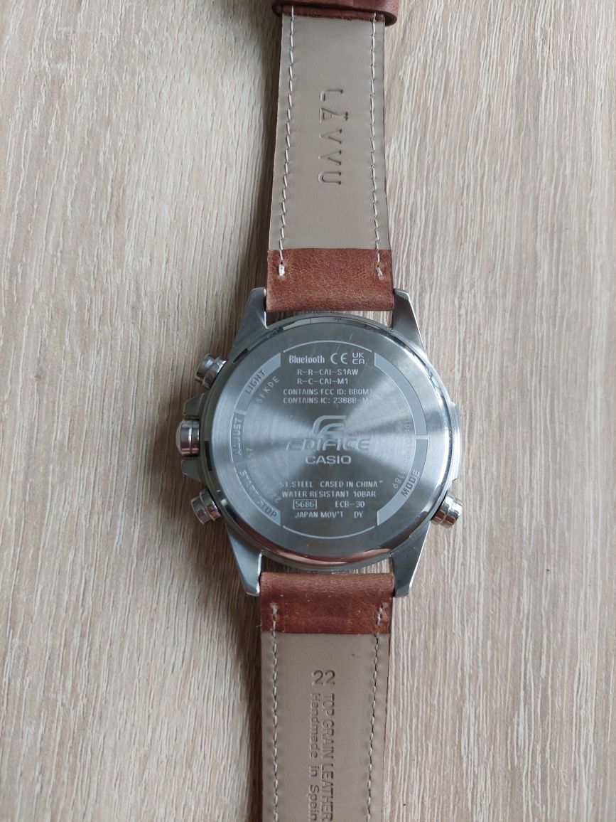 Zegarek Casio Edifice ECB-30P-1AEF