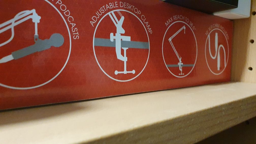 Suporte pantografo para microfone
