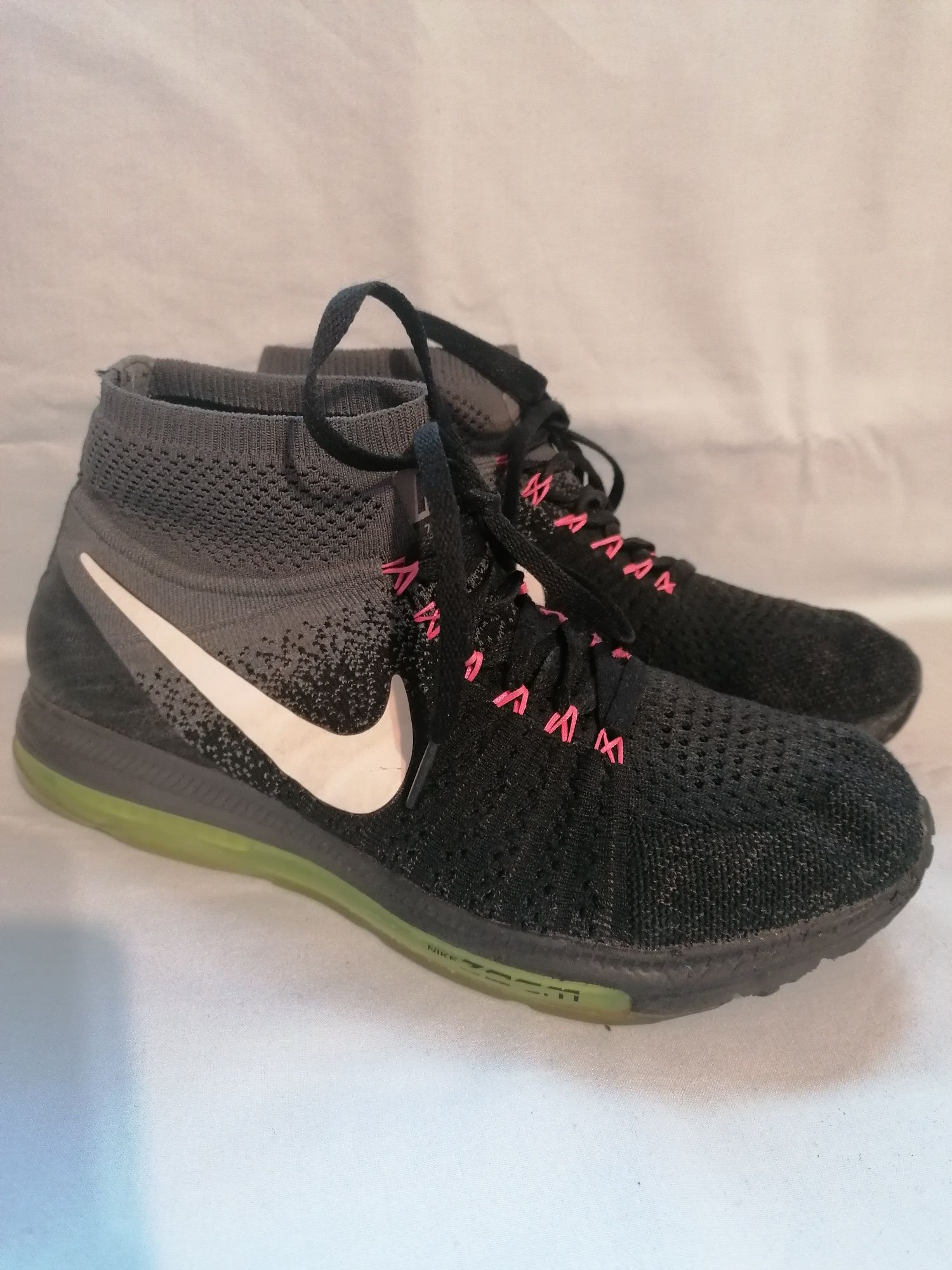 Buty do biegania Nike Flyknit Zoom All Out 38,5 24,5cm