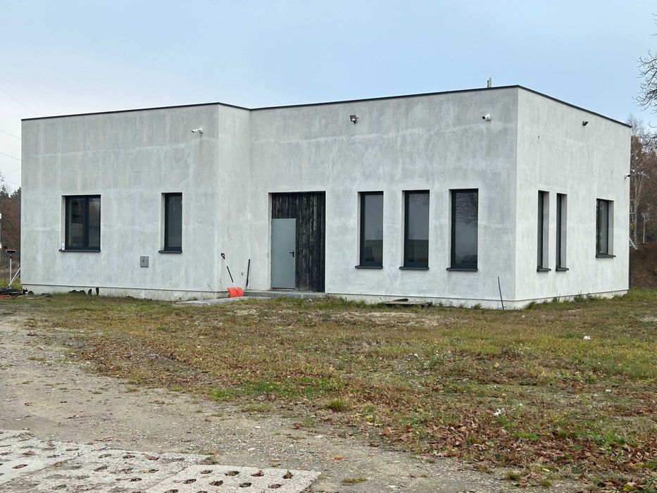 Nieruchomość gruntowa 8717 m² (baza transportowa) Klawkowo