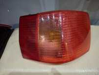 Lampa Audi 80 b4 Avant narożna