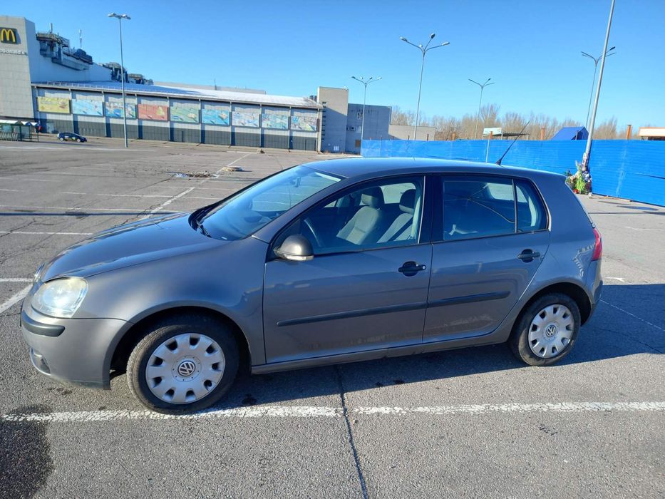 Продам volkswagen golf 5