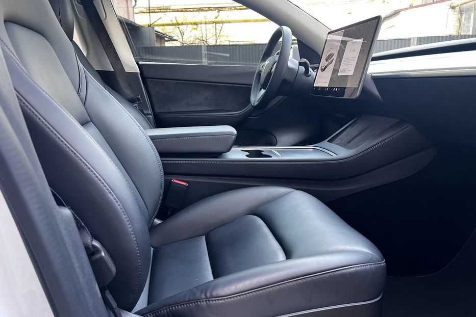 Продам Tesla Model Y 2021 dual motor