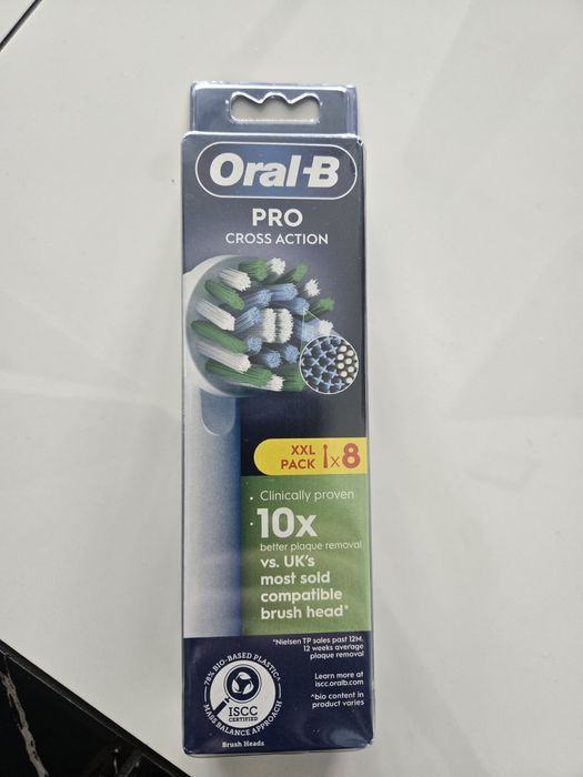 OralB końcówki PRO Cross Action 8szt.