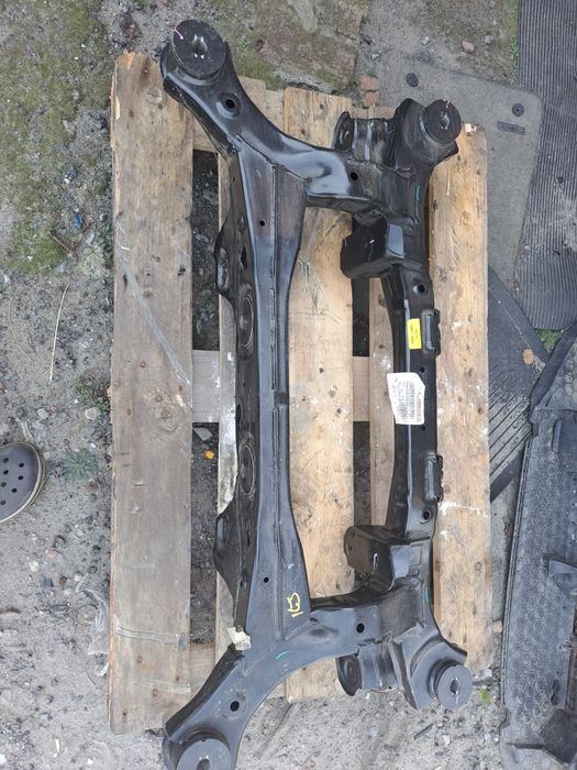 Задний подрамник на хюндай санта фе 2018-2023